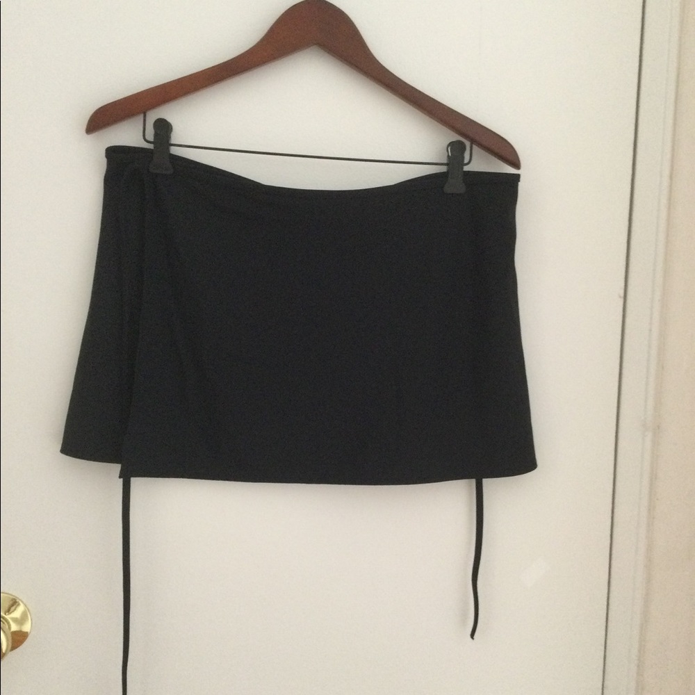 Pareo . Bathing suit cover up